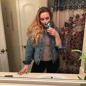 Meet your Posher, Simone